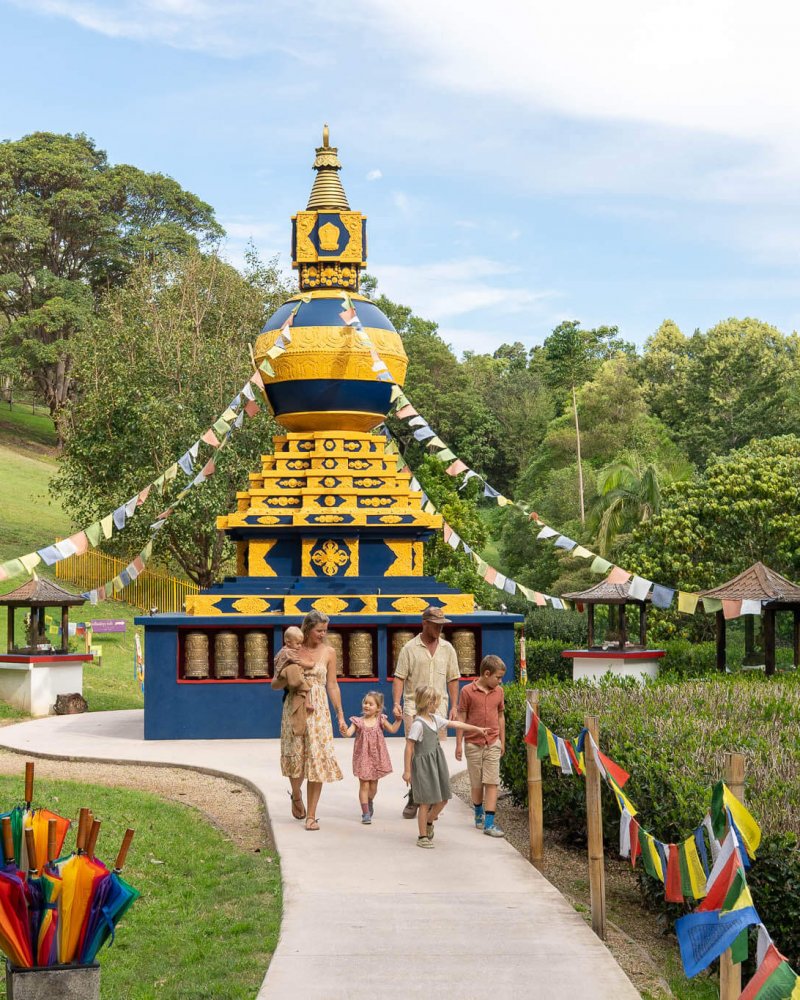 Stupa Family copy